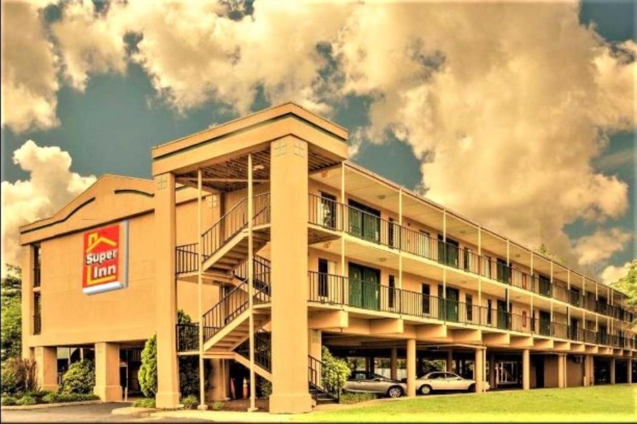 Super Inn Уилямсбърг Екстериор снимка